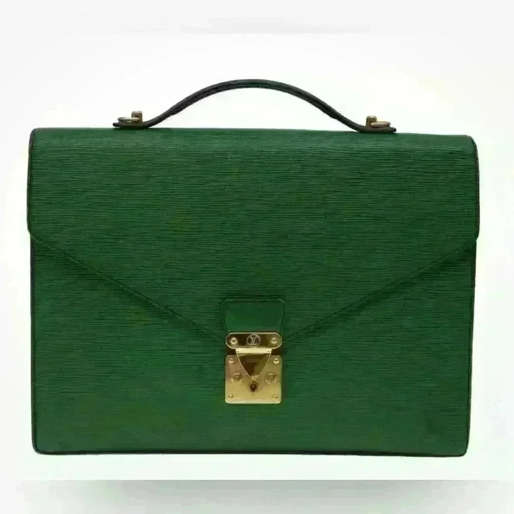 LOUIS VUITTON Epi Porte Documents Bandouliere Briefcase Green M54464. Lovely bag
